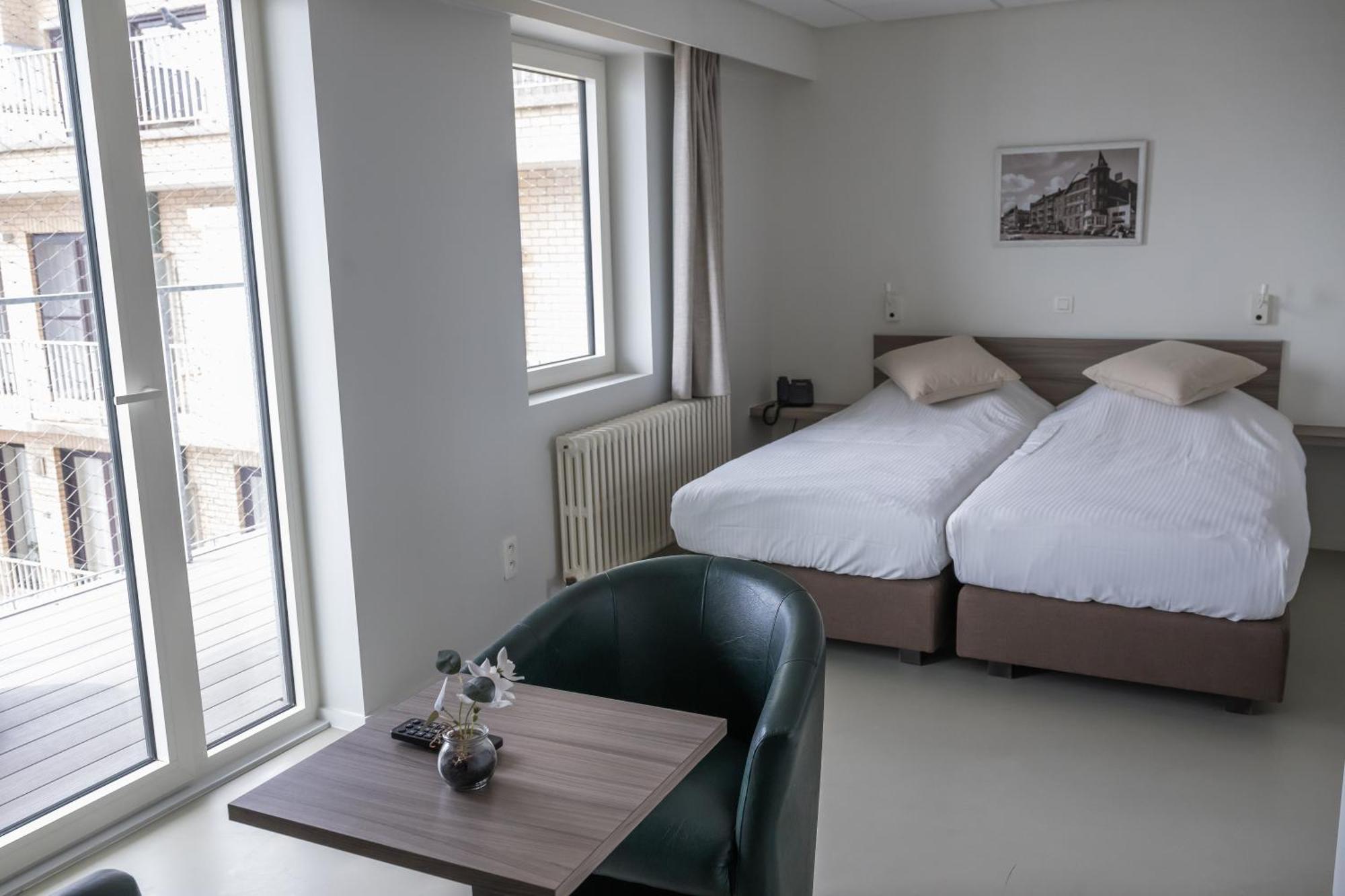 Rewindhotel Oostduinkerke Bagian luar foto