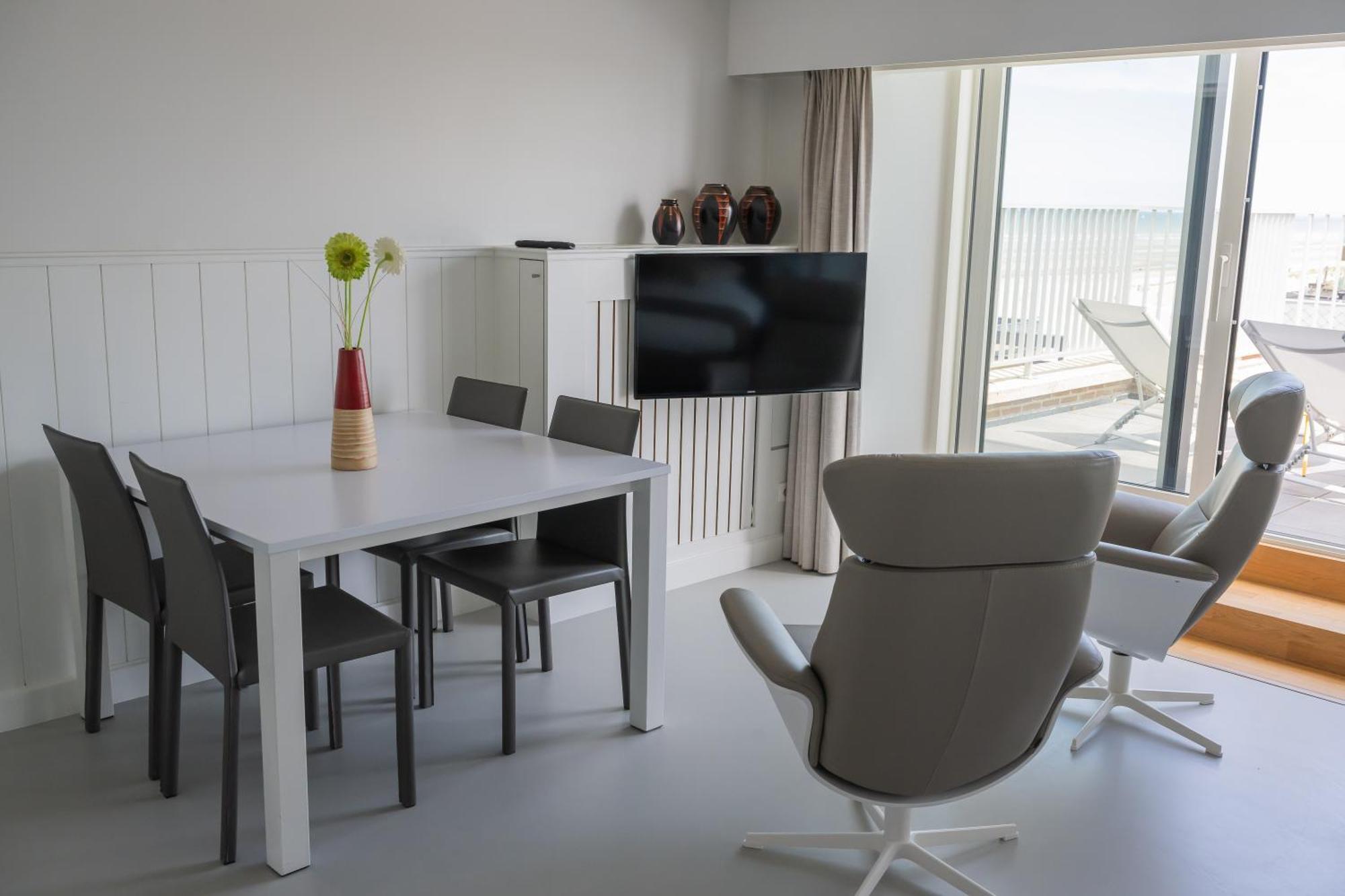 Rewindhotel Oostduinkerke Bagian luar foto